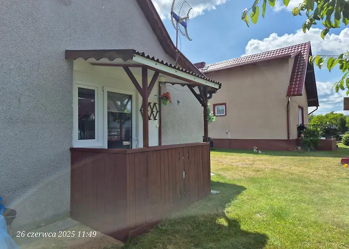 Lodge Dom Bursztynek - *